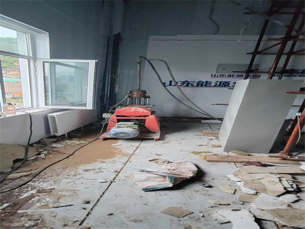 兴文地基基础下沉墙体裂缝加固注浆顶升施工